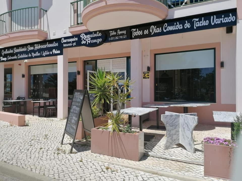 St James Apartment Praia Da Luz Luaran gambar